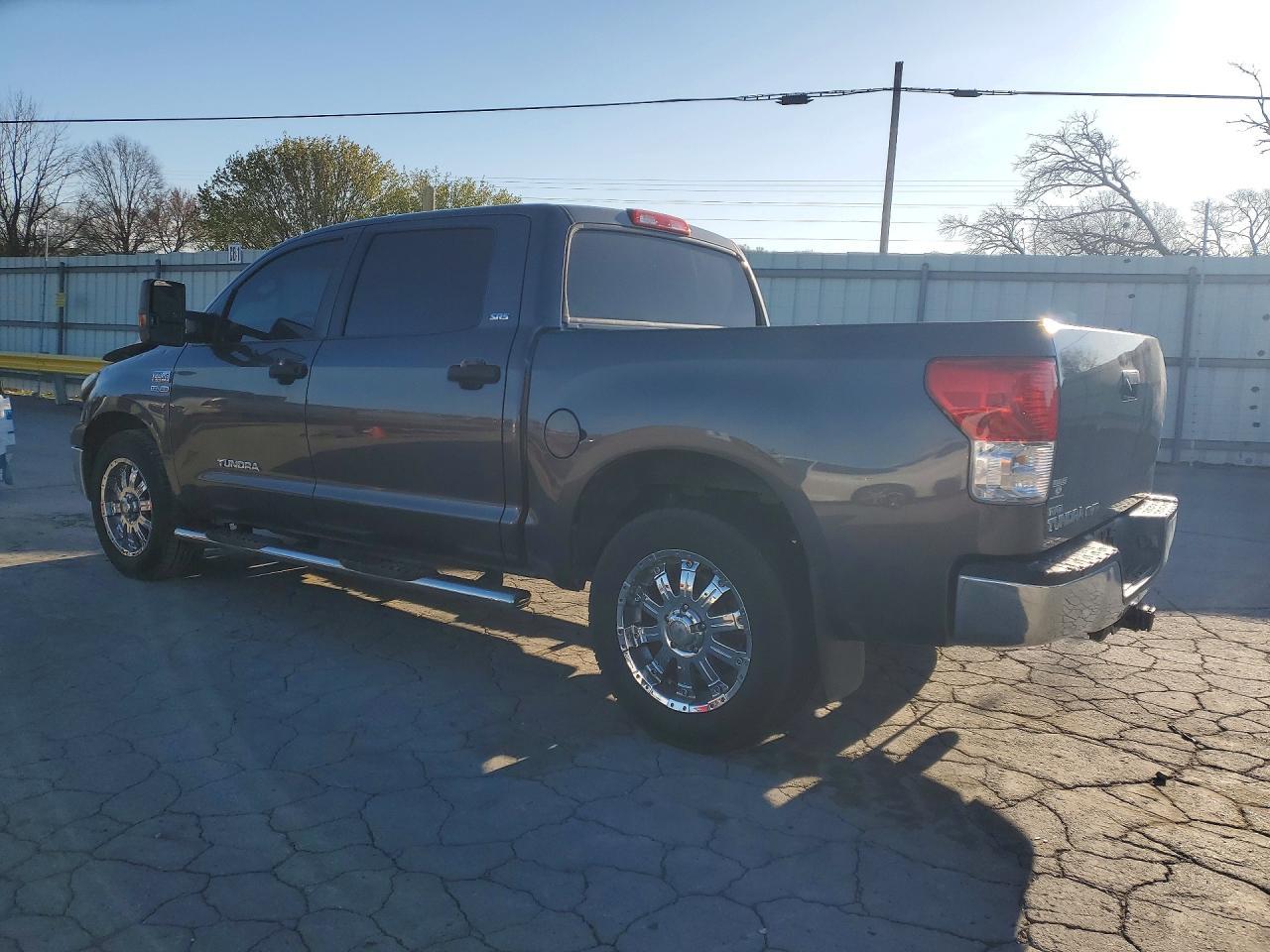 2011 Toyota Tundra Grade - Фото 2