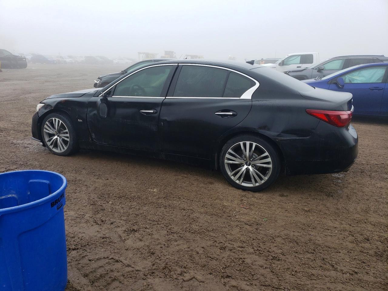 2018 Infiniti Q50 Luxe - Фото 2