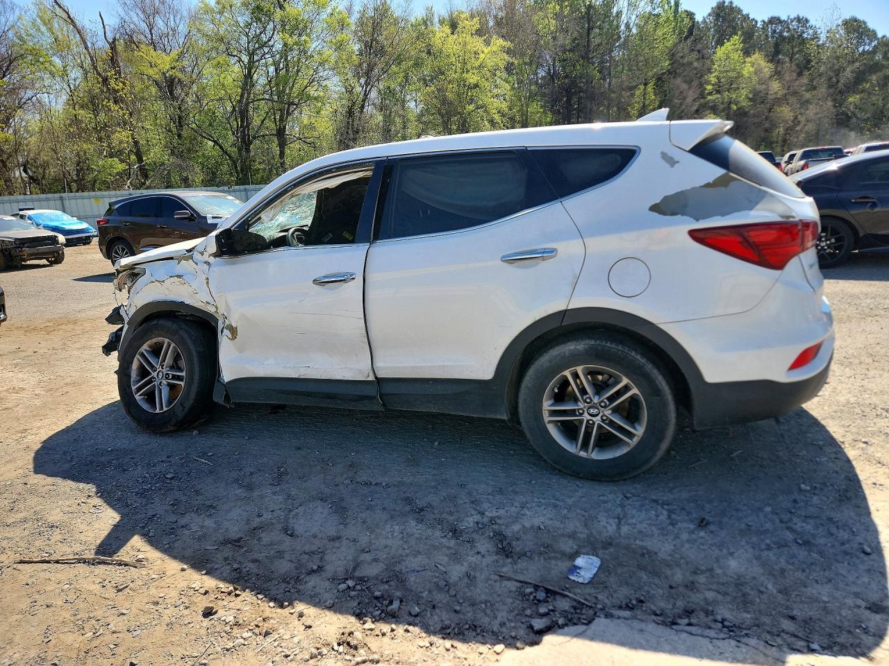 2017 Hyundai Santa Fe Sport 2.4L - Фото 2