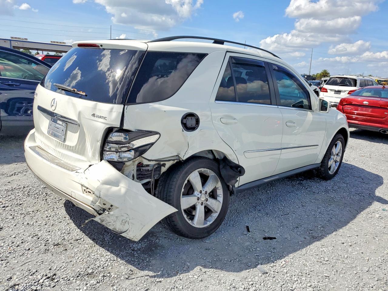 2011 Mercedes-Benz Ml 350 4Matic - Фото 3