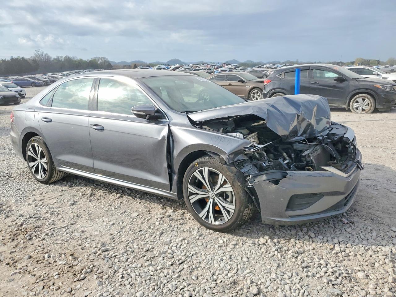 2021 Volkswagen Passat Se - Image 4