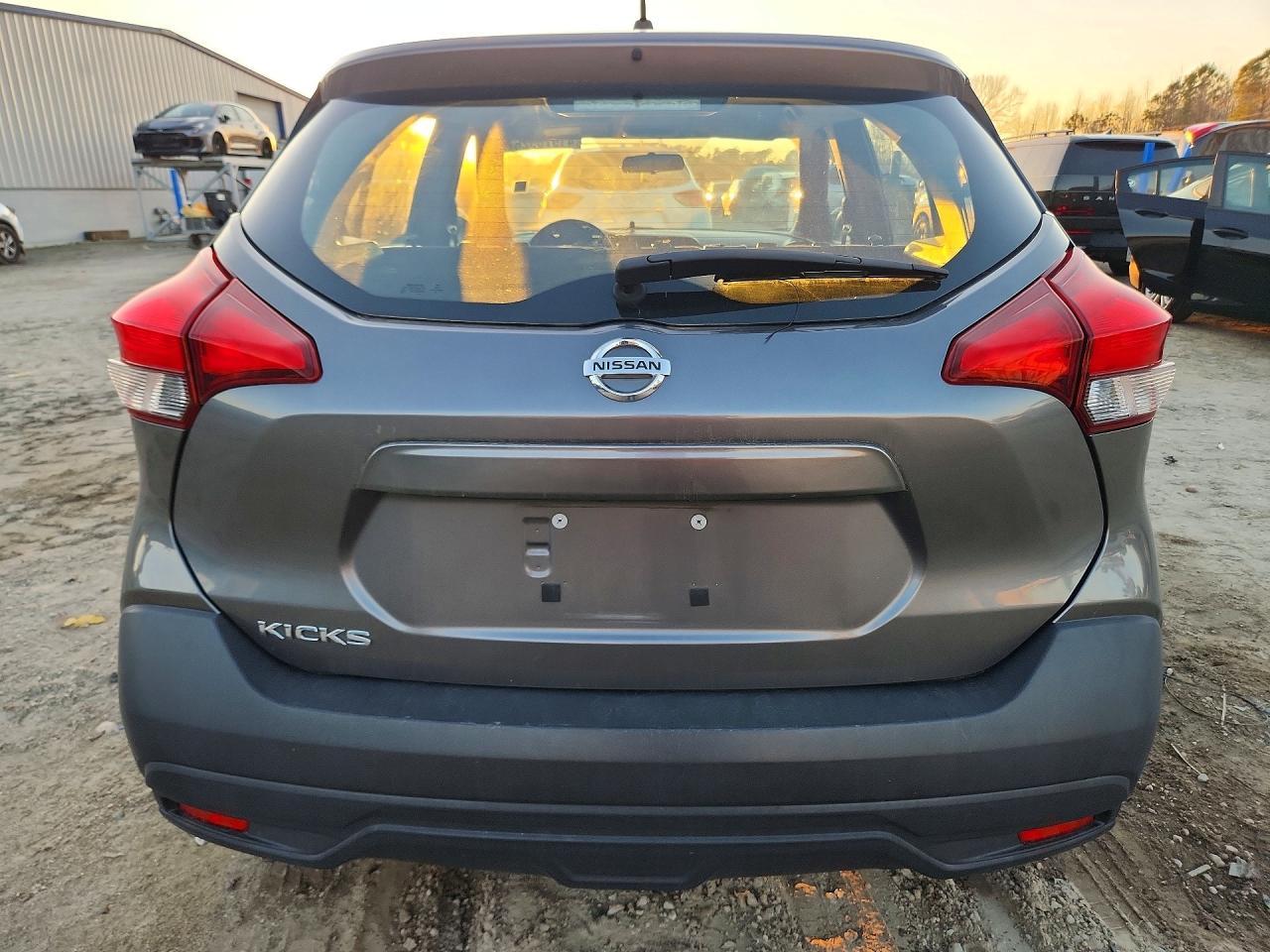 2018 Nissan Kicks S - Фото 6