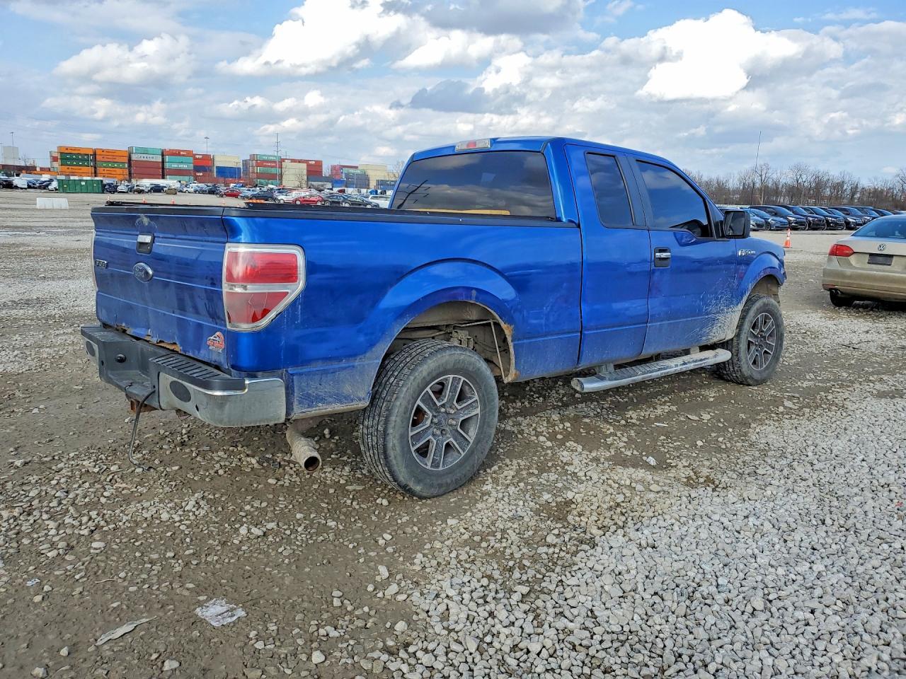 2010 Ford F150 Super Cab - Фото 3