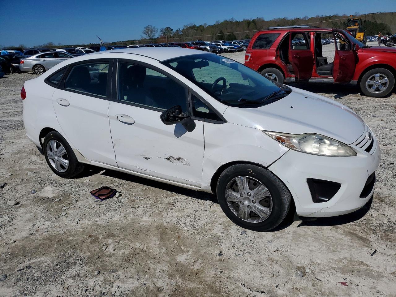 2012 Ford Fiesta S - Фото 4