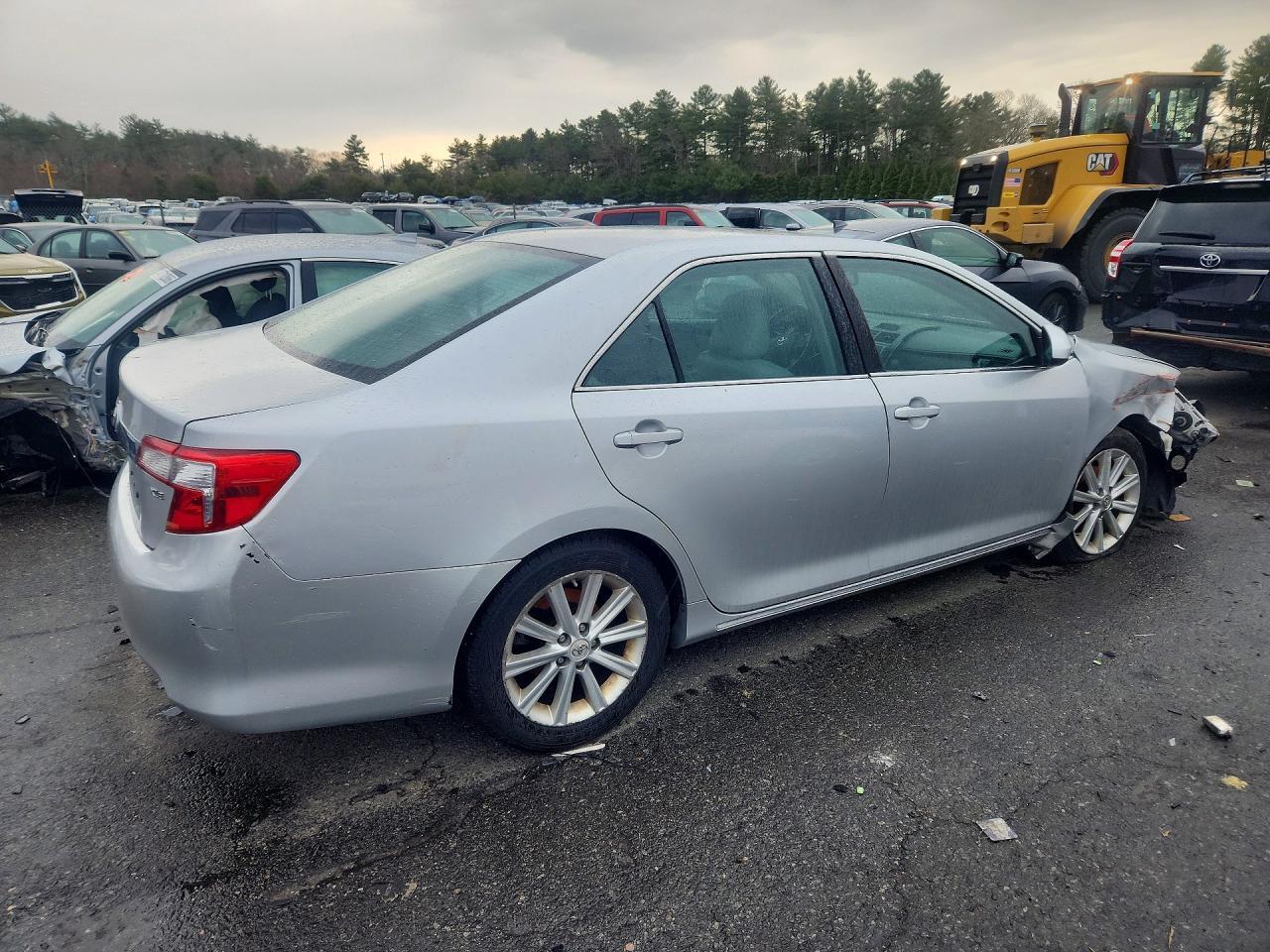 2012 Toyota Camry Xle - Фото 3