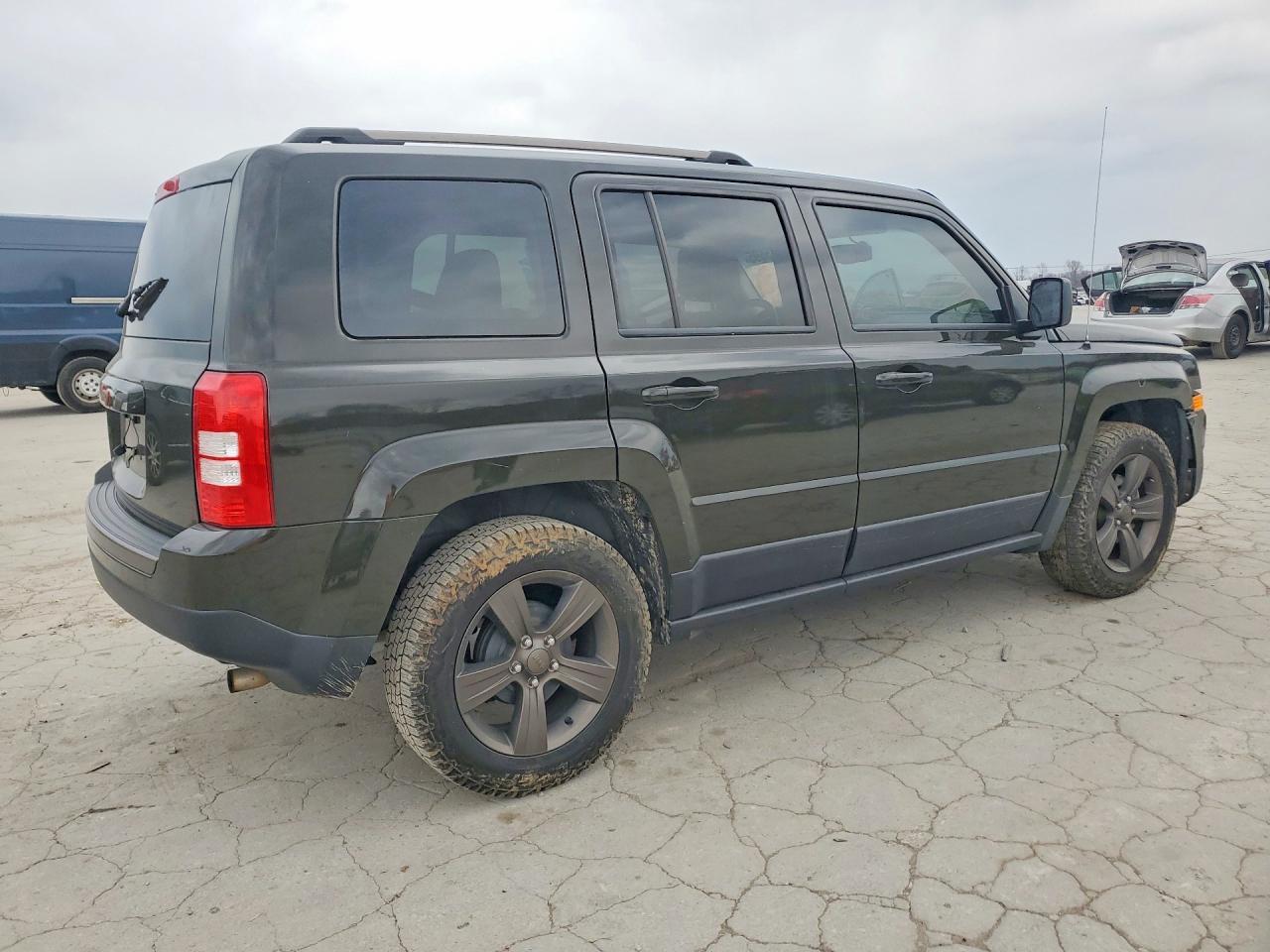 2016 Jeep Patriot Sport - Фото 3