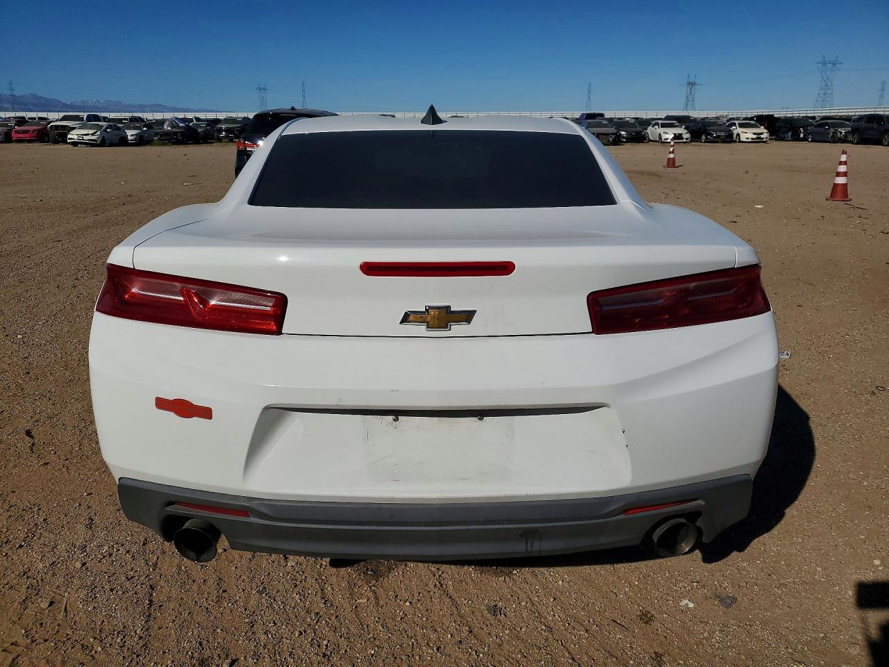 2017 Chevrolet Camaro Lt - Image 6