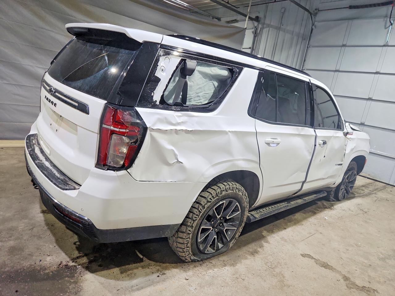 2022 Chevrolet Tahoe K1500 Z71 - Image 3