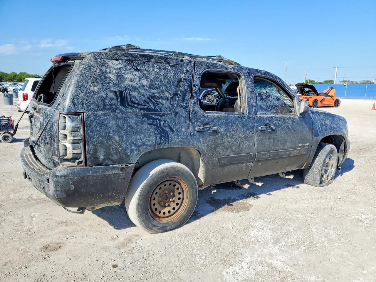 2012 Chevrolet Tahoe C1500 Lt - Фото 3