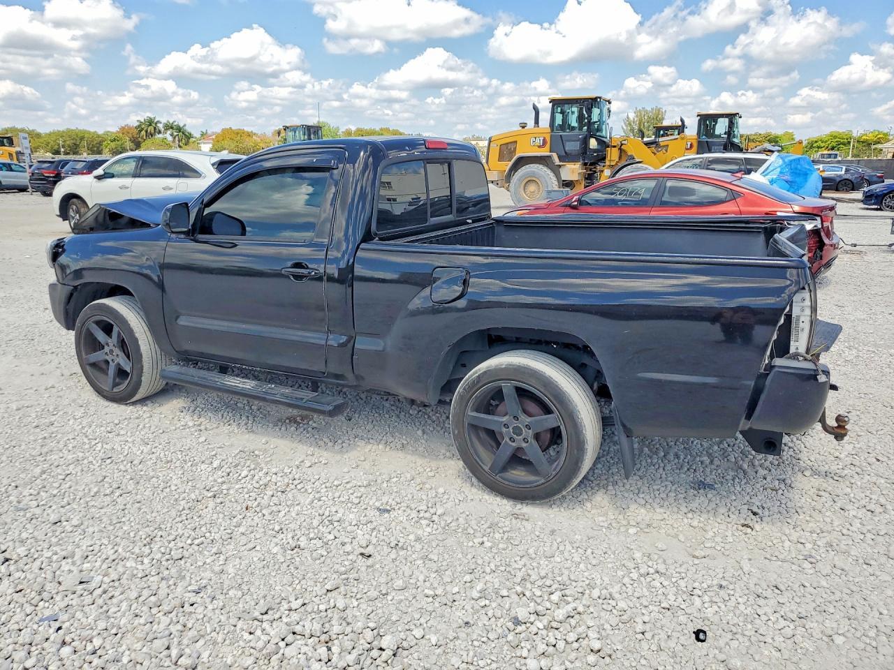 2014 Toyota Tacoma Base - Фото 2