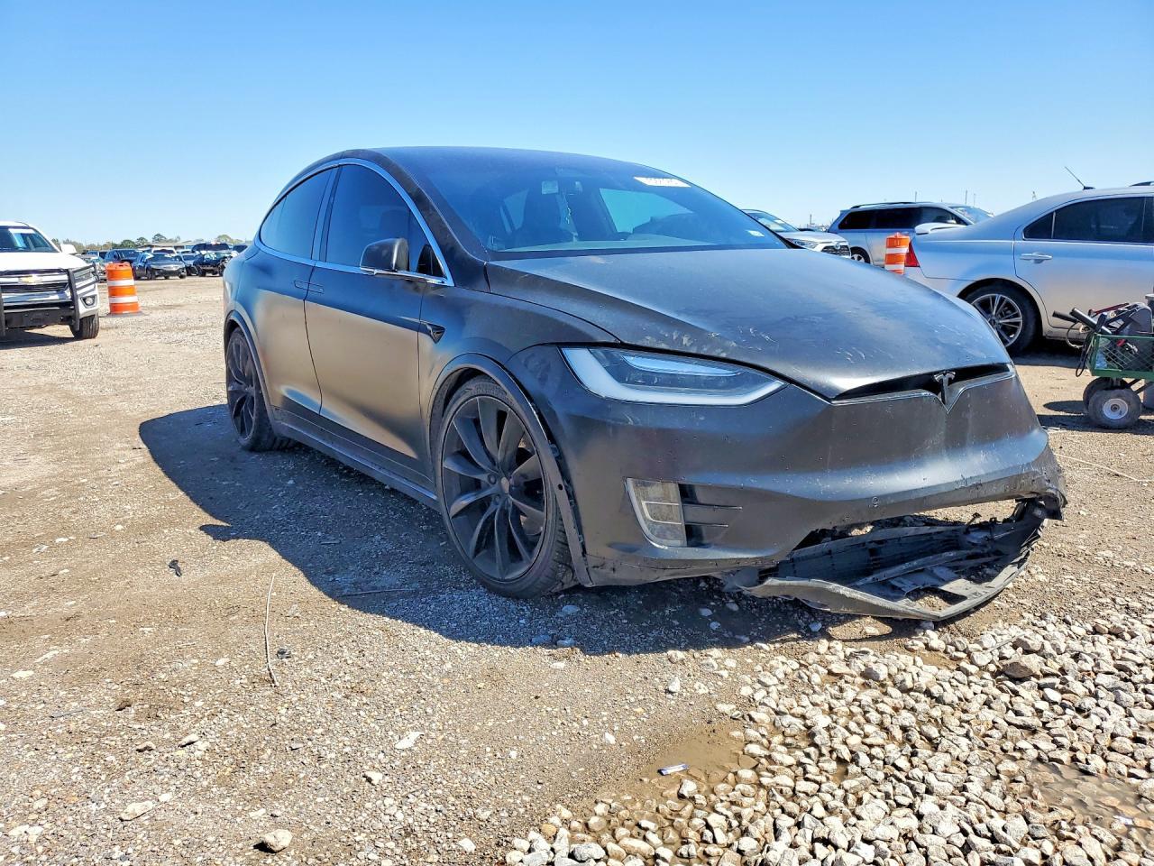 2017 Tesla Model X - Image 4