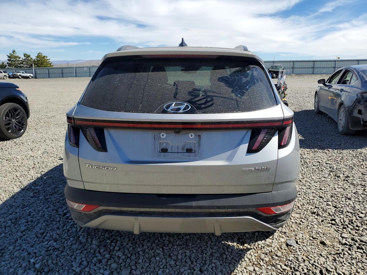 2024 Hyundai Tucson Hybrid Limited - Image 6
