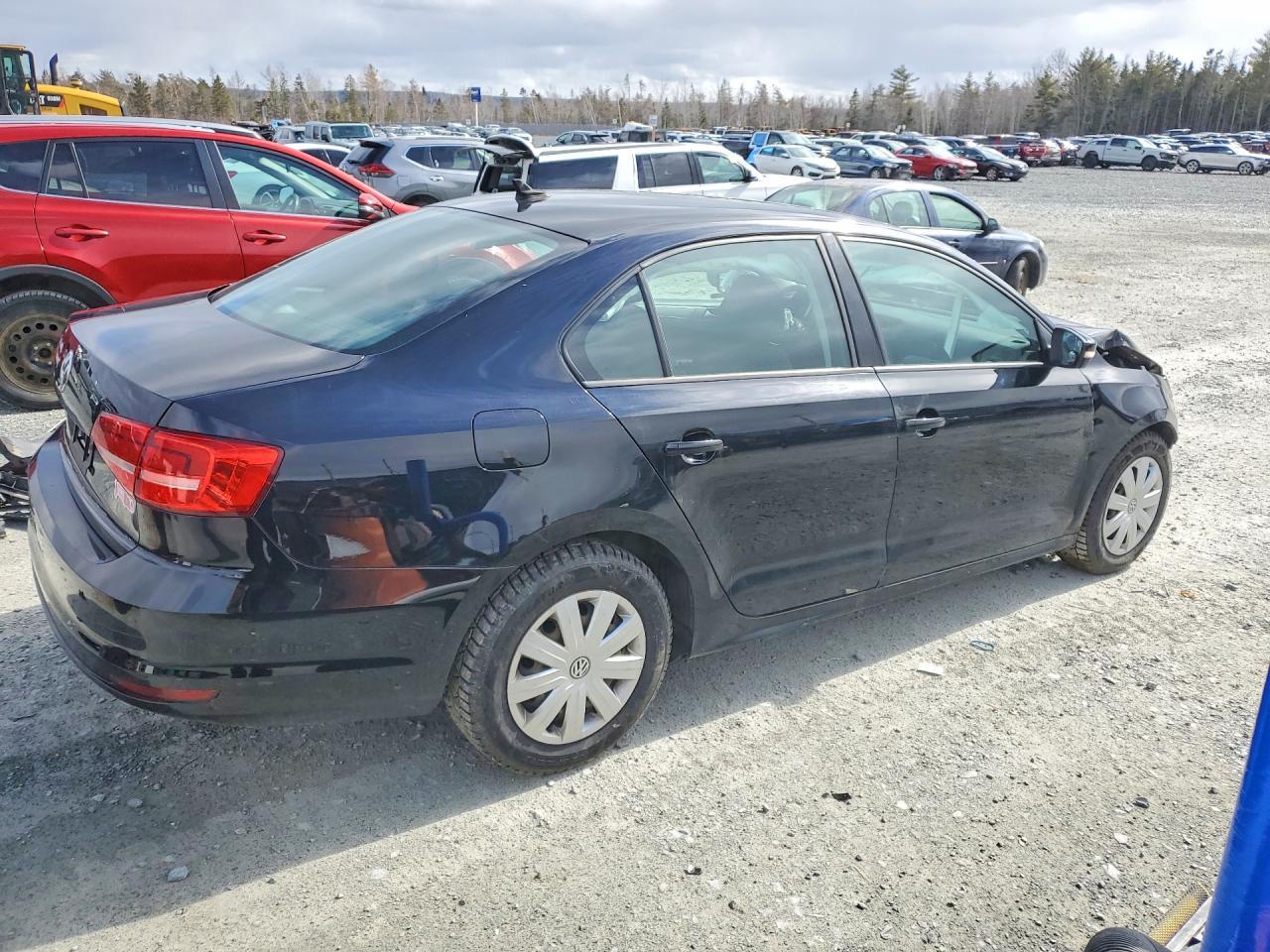 2015 Volkswagen Jetta Base - Image 3