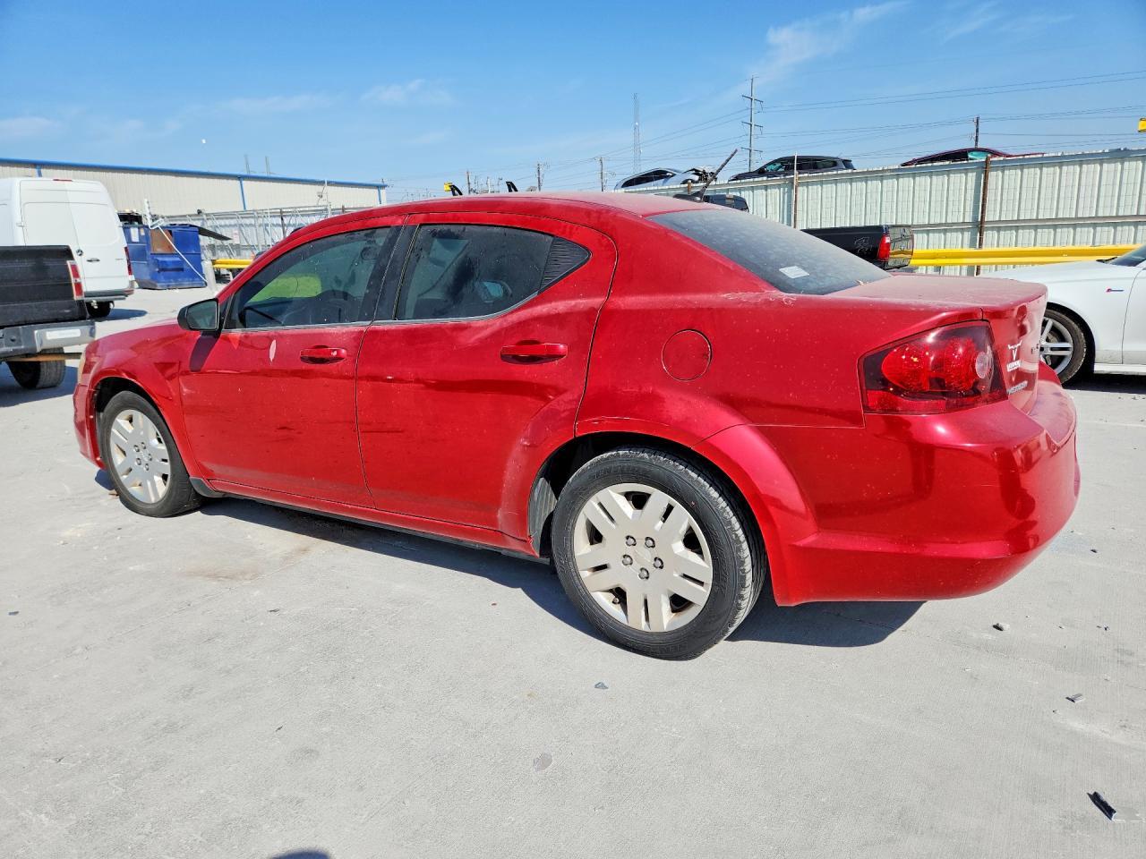 2013 Dodge Avenger - Image 2