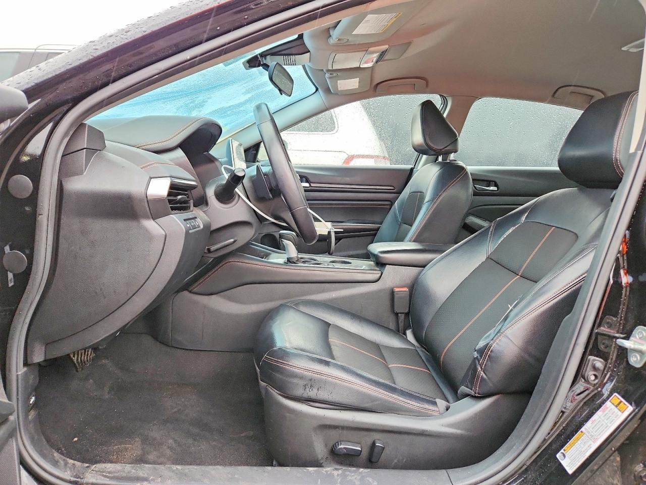 2021 Nissan Altima 2.5 Sr - Image 7