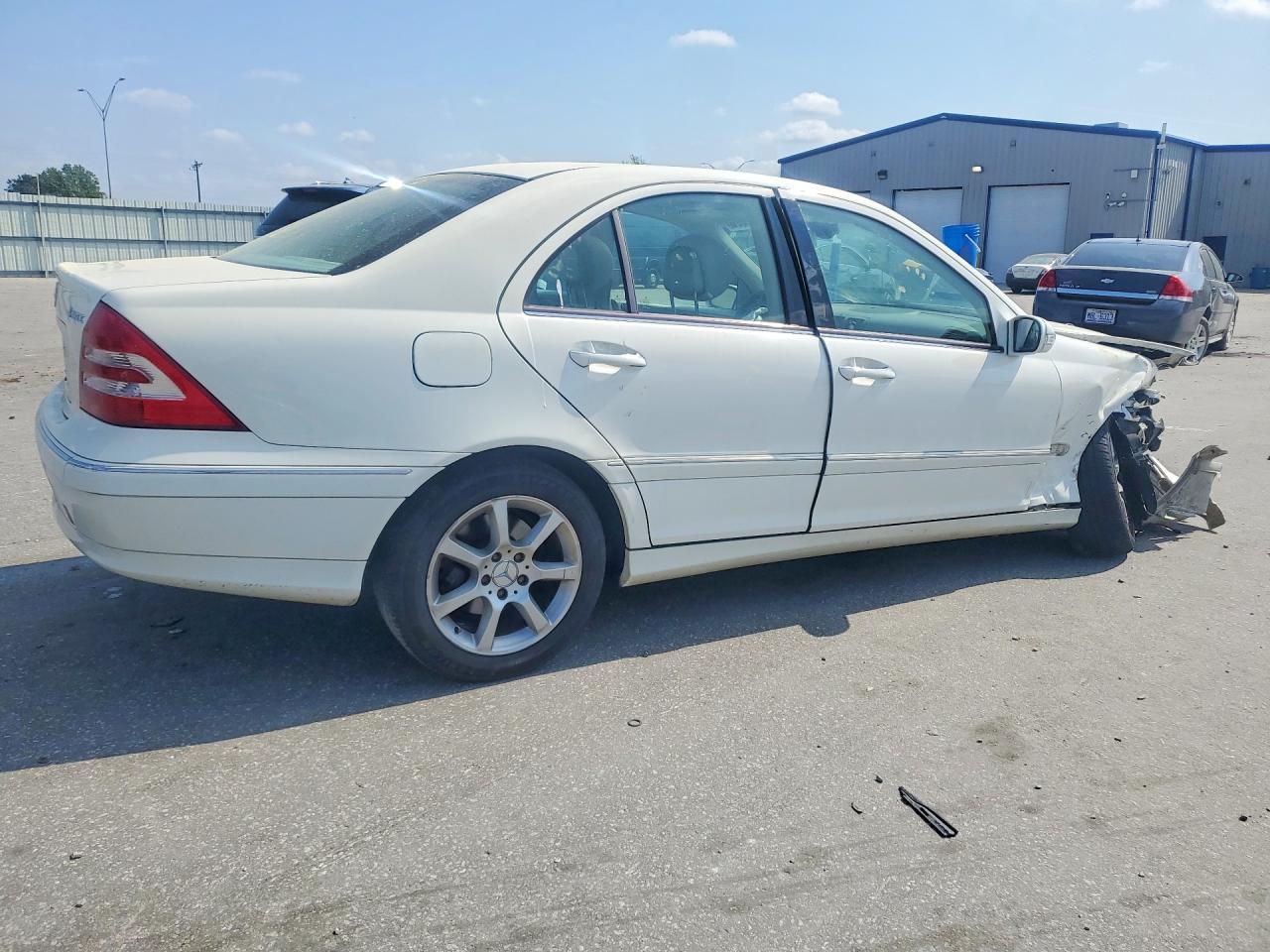 2007 Mercedes-Benz C 280 4Matic - Image 3