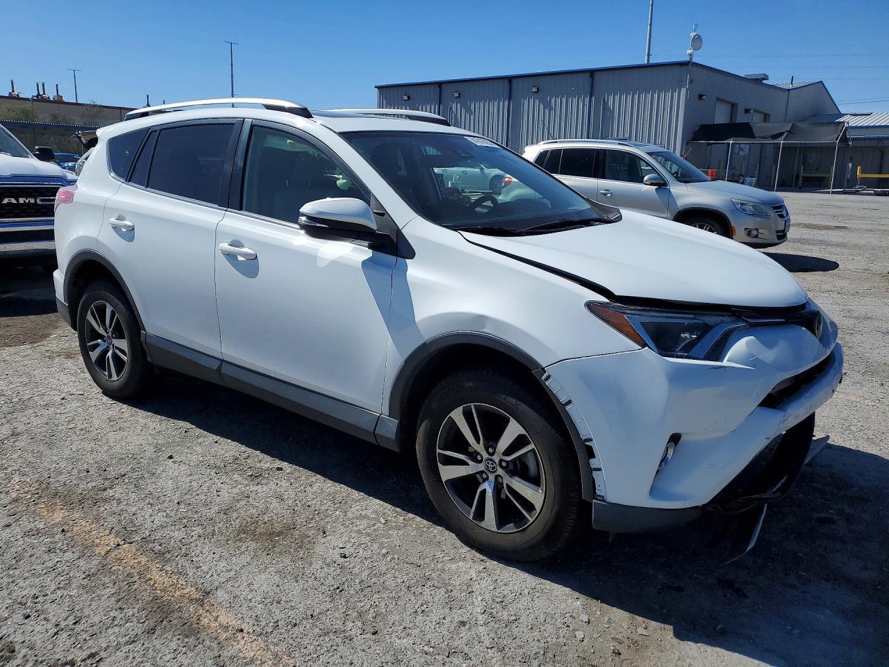 2018 Toyota Rav4 Xle - Фото 4
