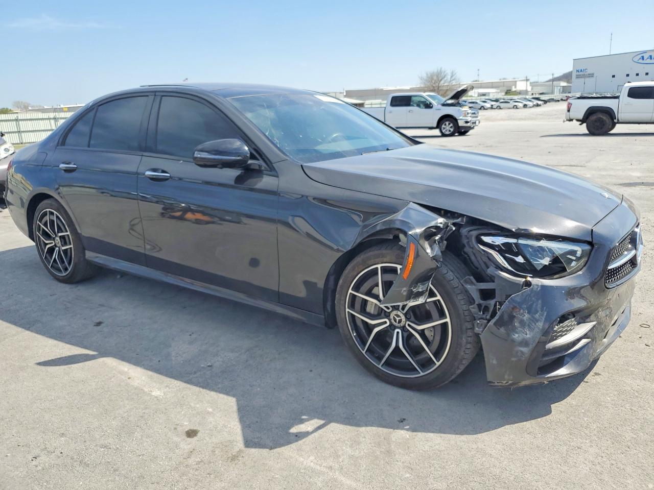 2021 Mercedes-Benz E 350 - Фото 4