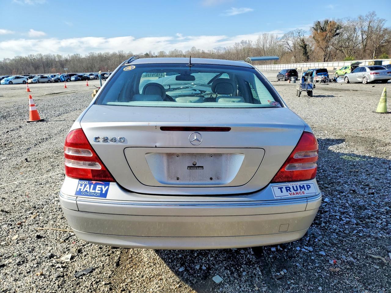2002 Mercedes-Benz C 240 - Фото 6