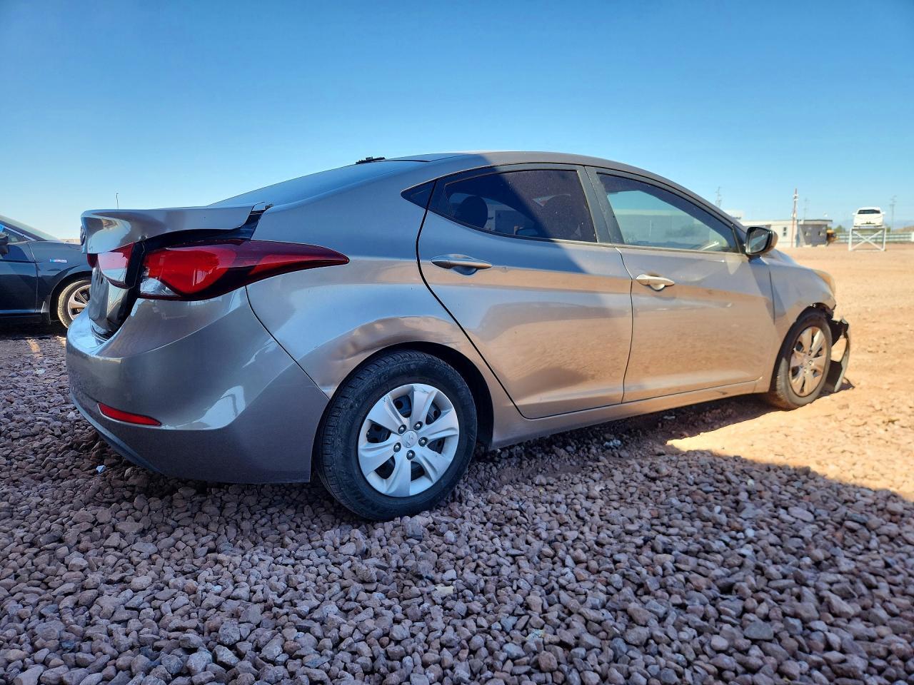 2016 Hyundai Elantra Se - Image 3