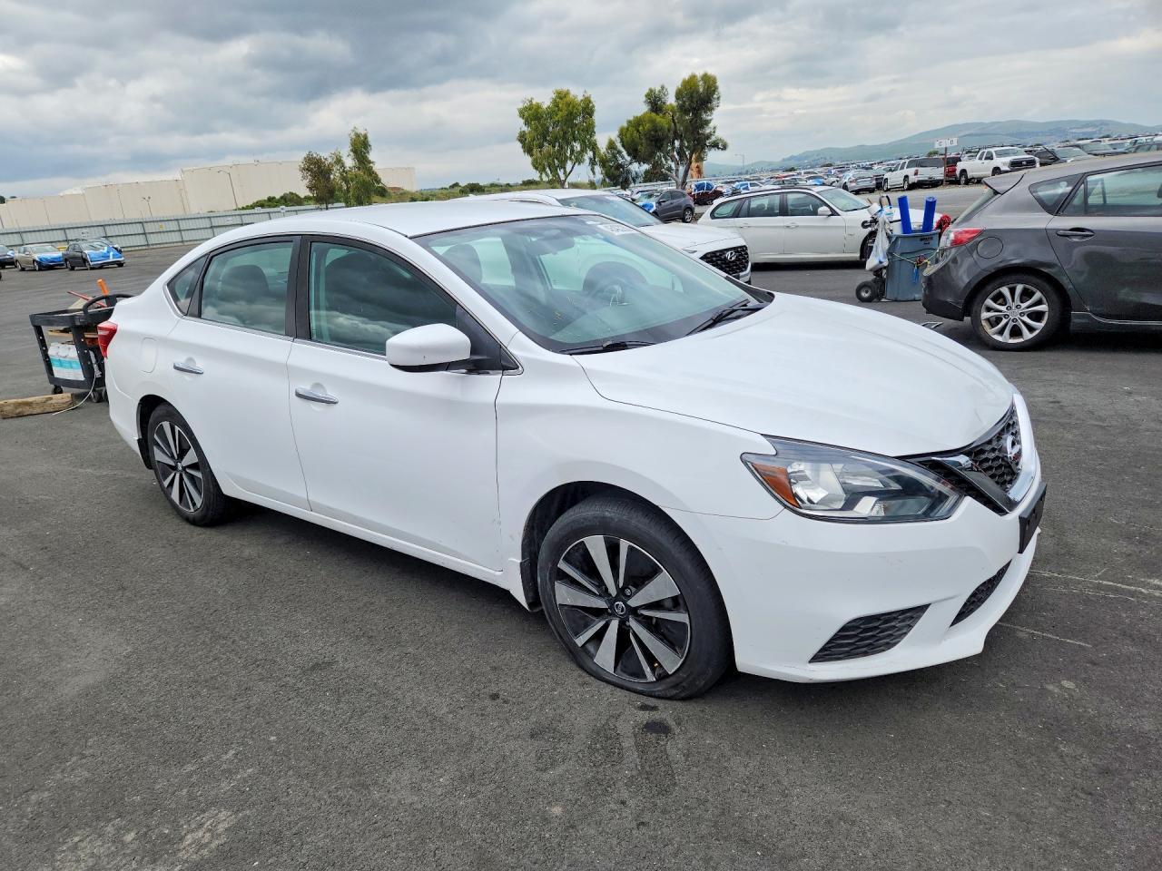 2017 Nissan Sentra S - Image 4