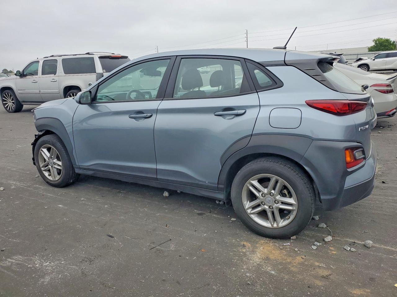 2021 Hyundai Kona Se - Image 2