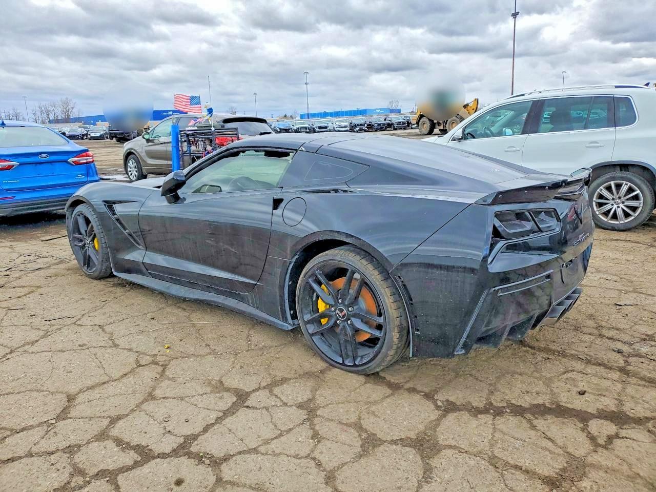 2015 Chevrolet Corvette Stingray 3Lt - Фото 2
