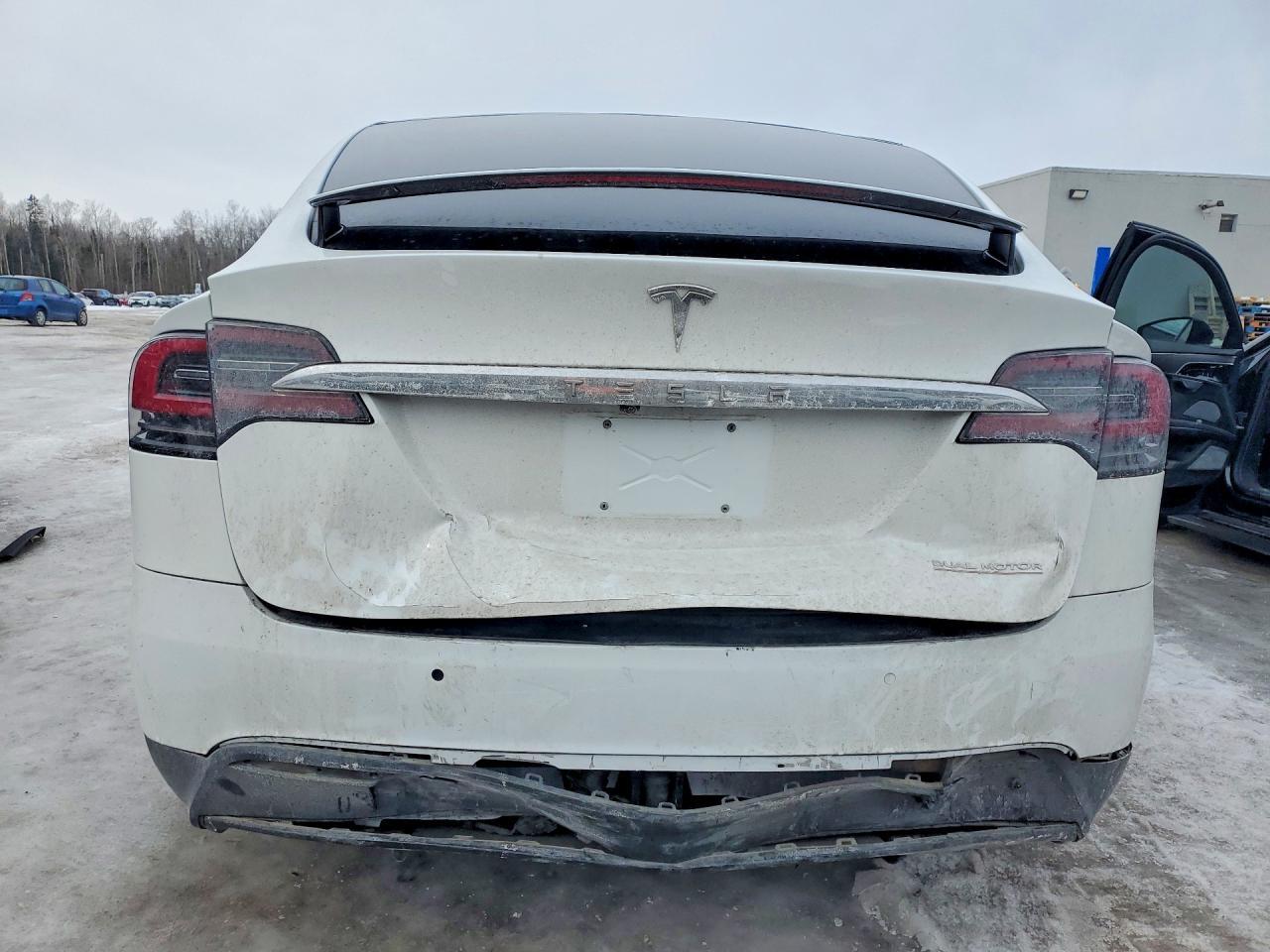 2019 Tesla Model X - Фото 6