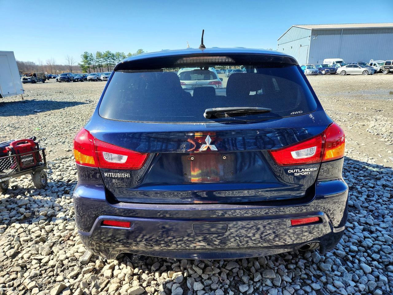 2011 Mitsubishi Outlander Sport Se - Image 6