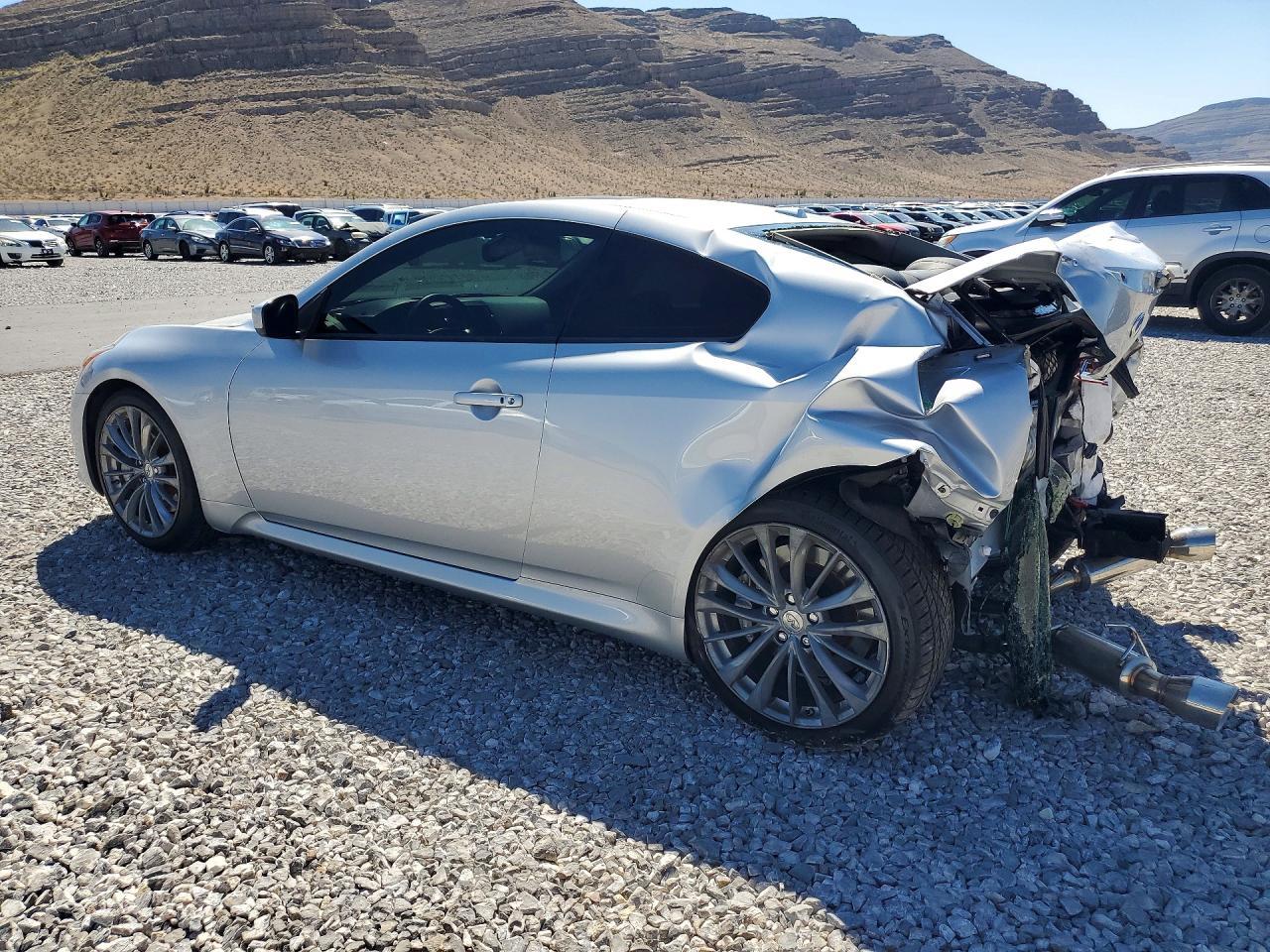 2015 Infiniti Q60 - Фото 2