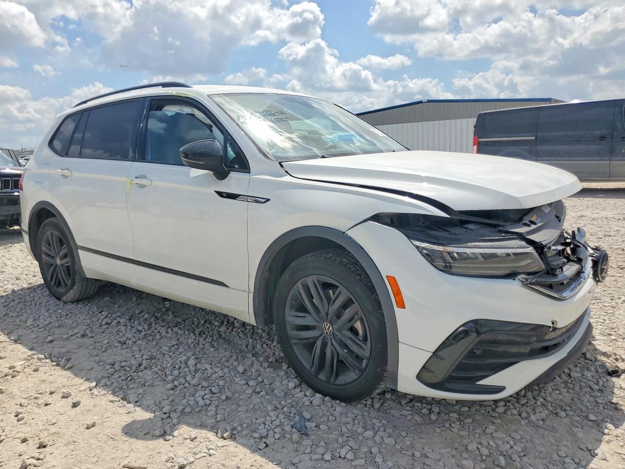 2022 Volkswagen Tiguan Se R-Line Black - Фото 4
