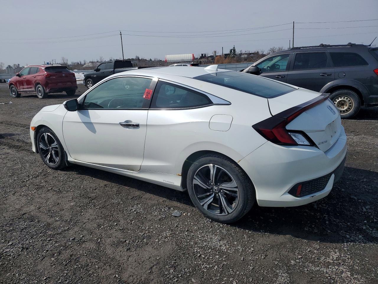 2016 Honda Civic Touring 2Dr Co - Image 2