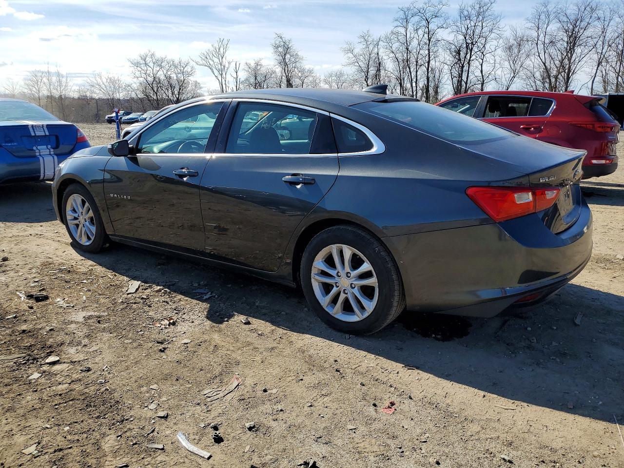 2017 Chevrolet Malibu Lt - Фото 2