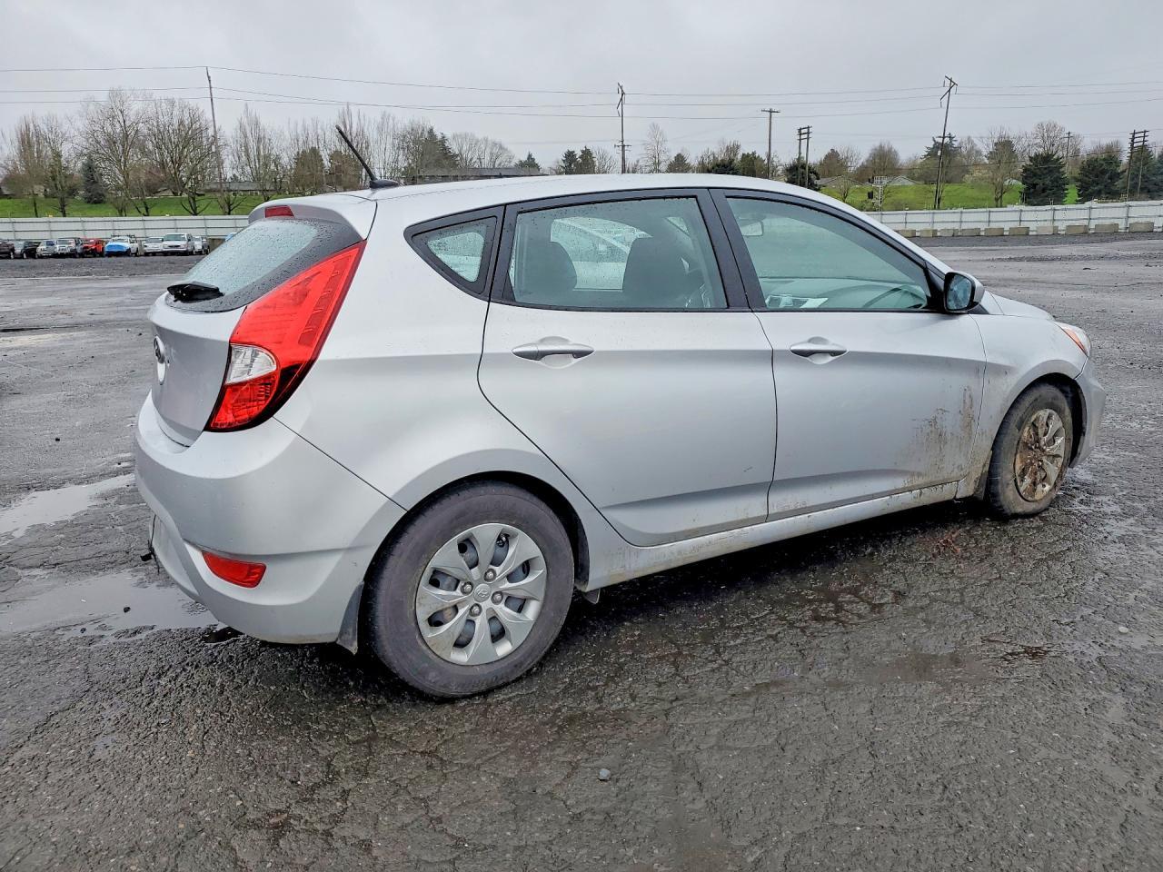 2017 Hyundai Accent Se - Фото 3