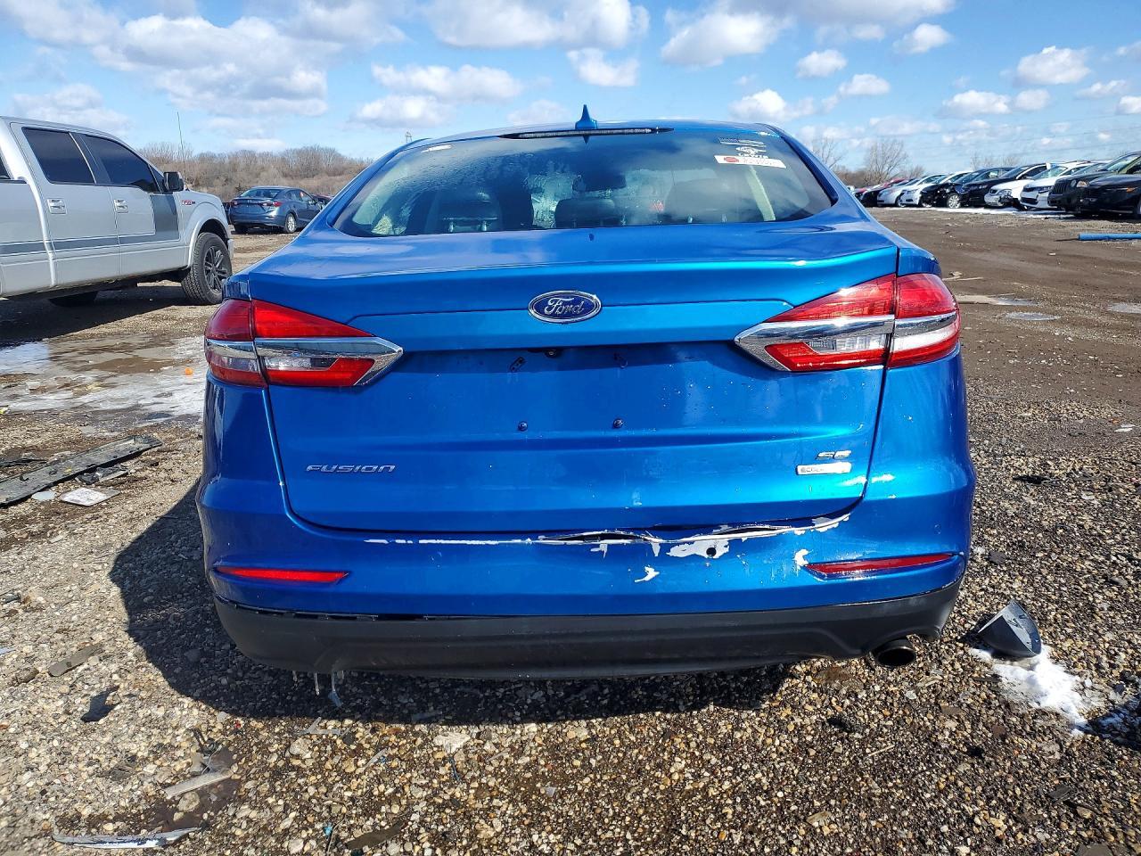 2020 Ford Fusion Se - Фото 6