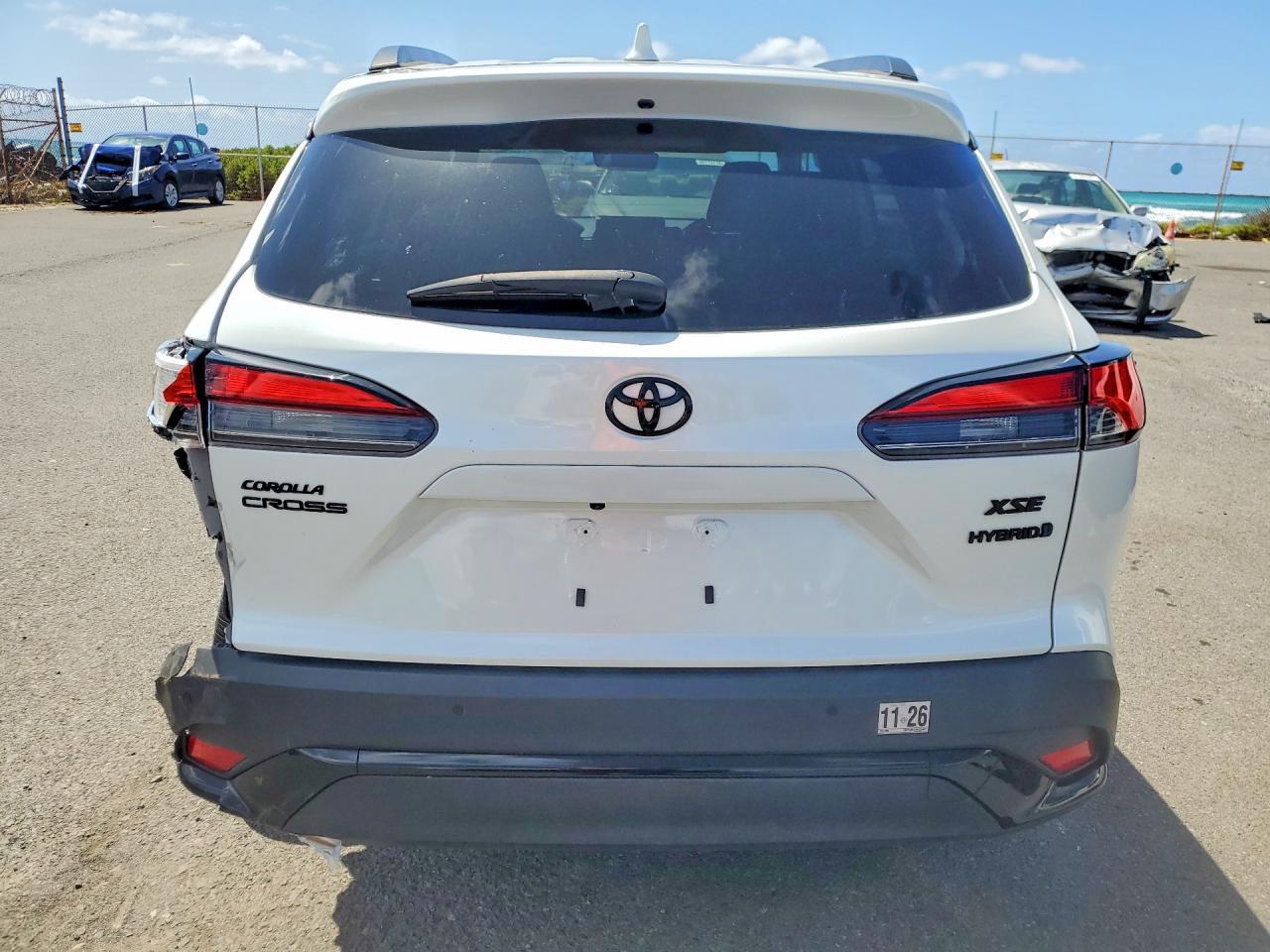 2024 Toyota Corolla Cross Hybrid S - Фото 6