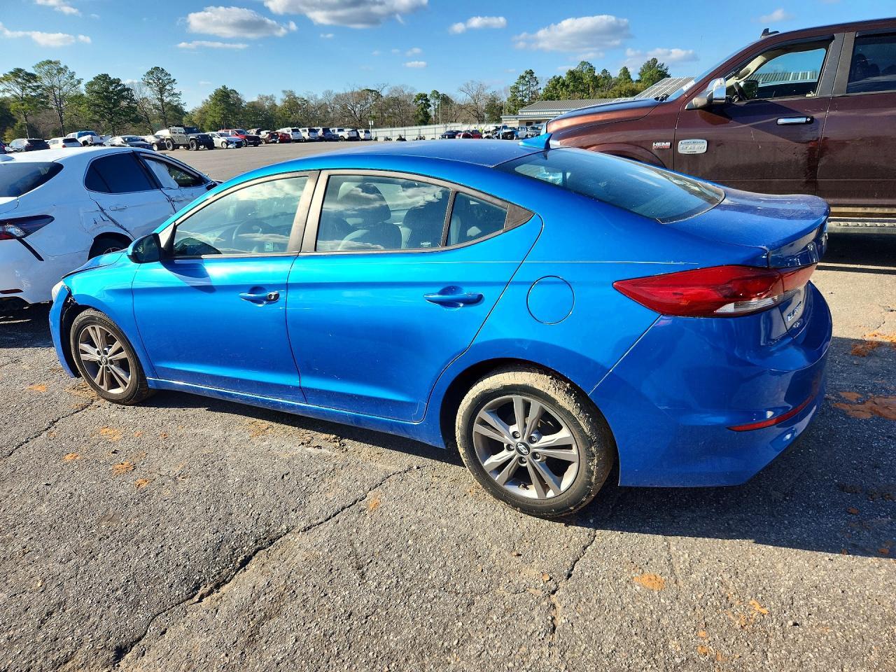 2017 Hyundai Elantra Se - Фото 2