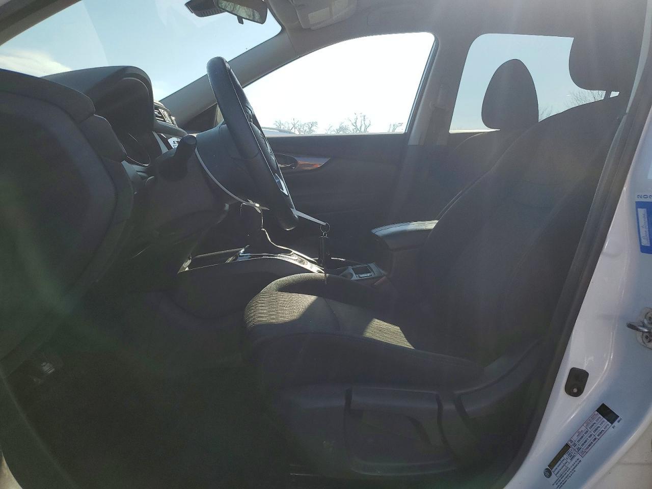2019 Nissan Rogue S - Фото 7