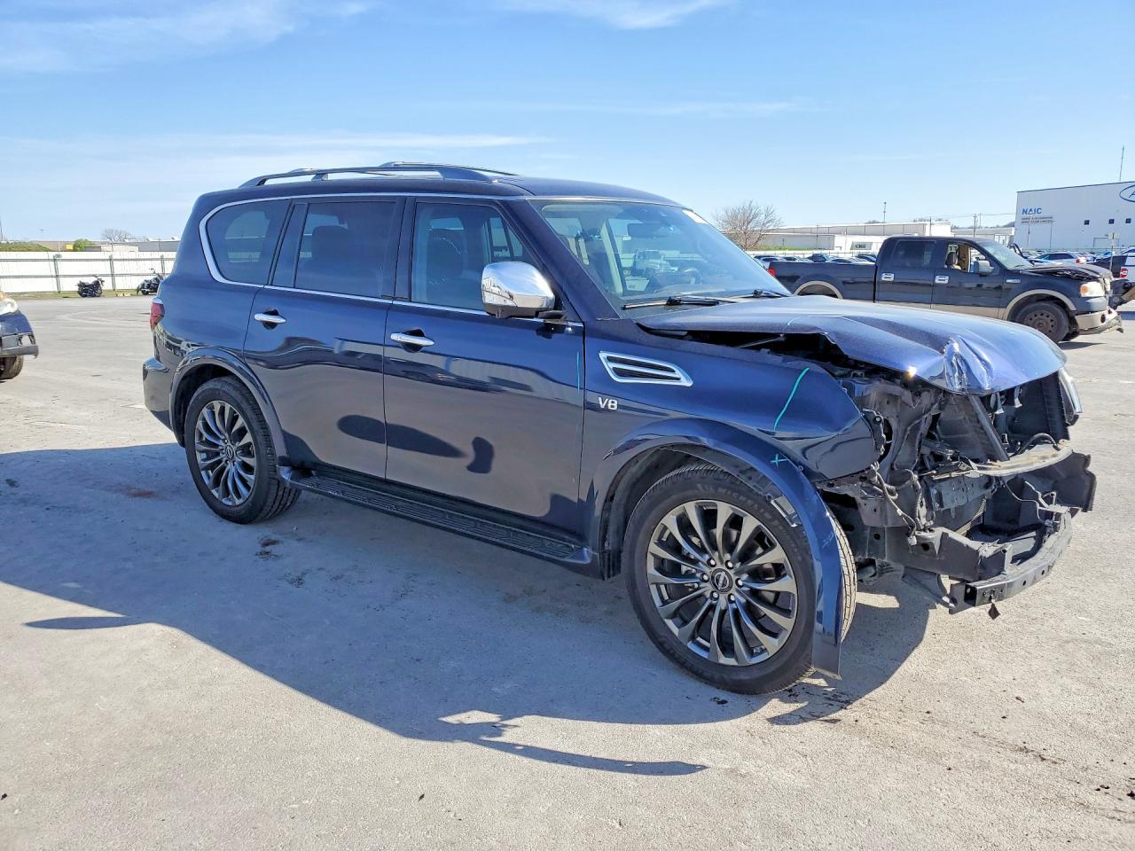 2021 Nissan Armada Platinum - Фото 4
