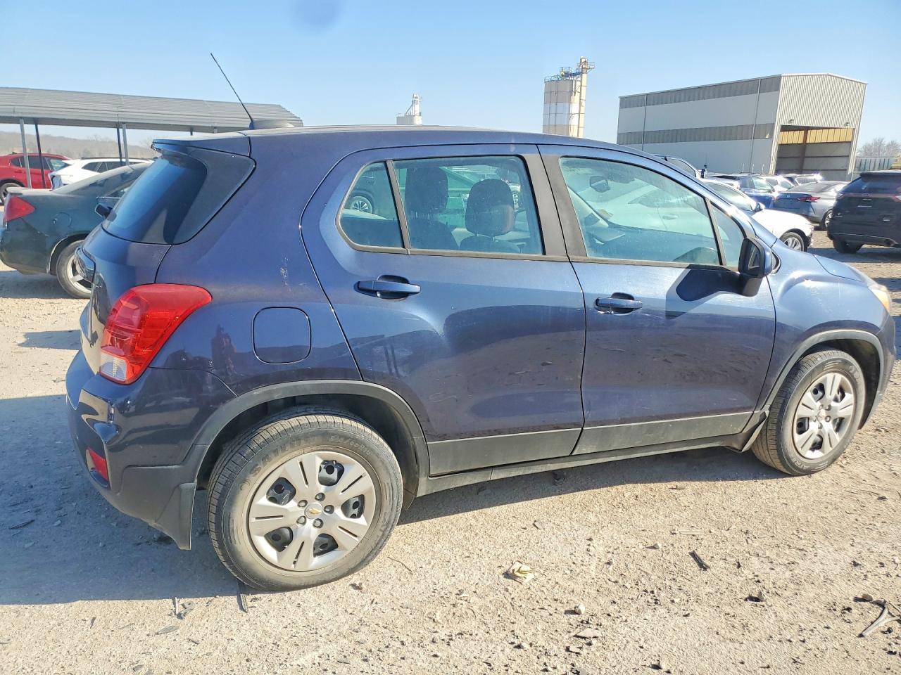 2019 Chevrolet Trax Ls - Фото 3