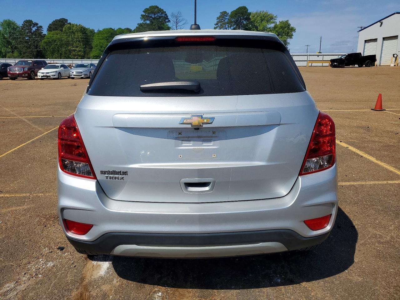 2022 Chevrolet Trax Ls - Фото 6