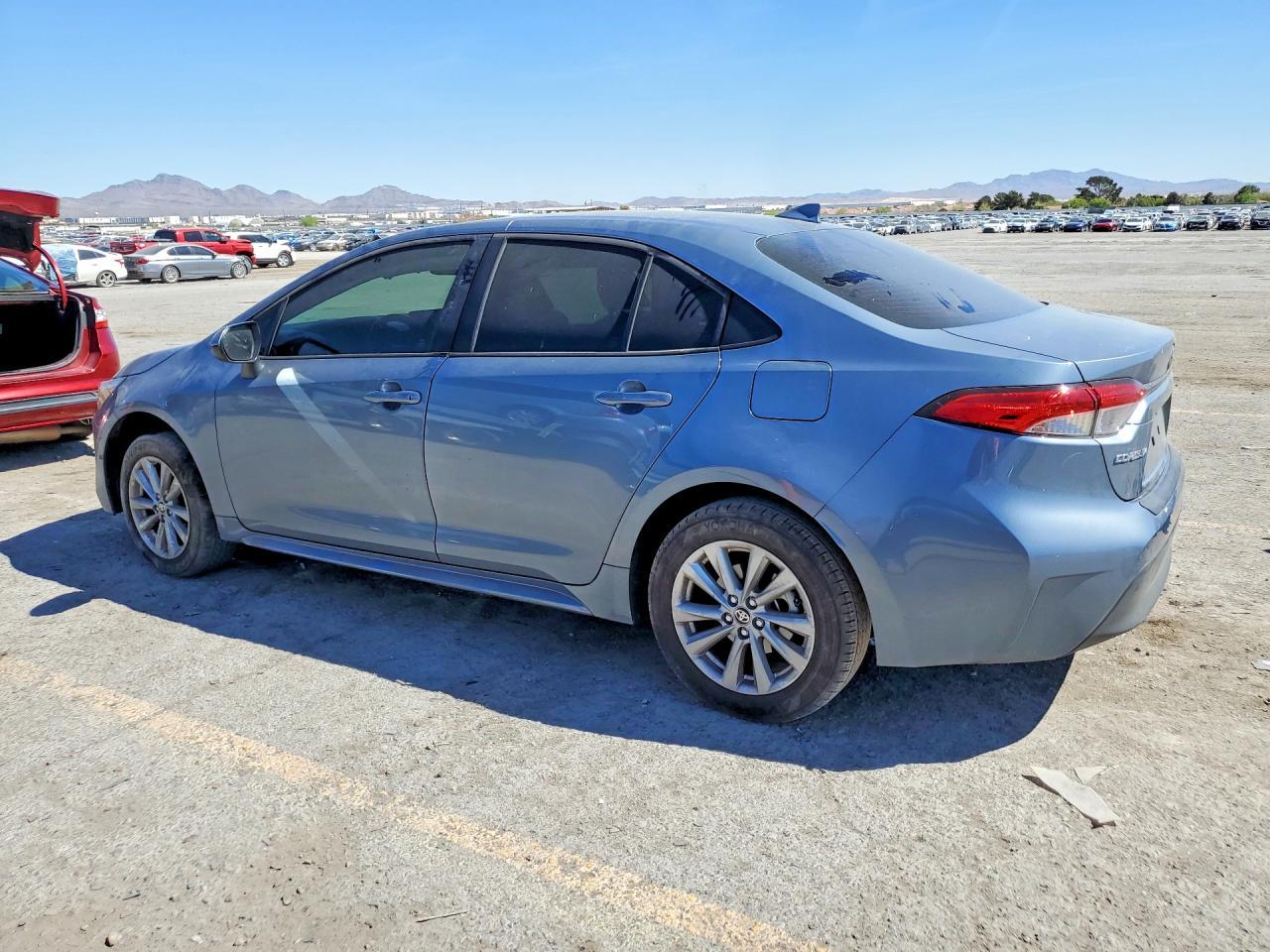 2025 Toyota Corolla Hybrid Le - Image 2
