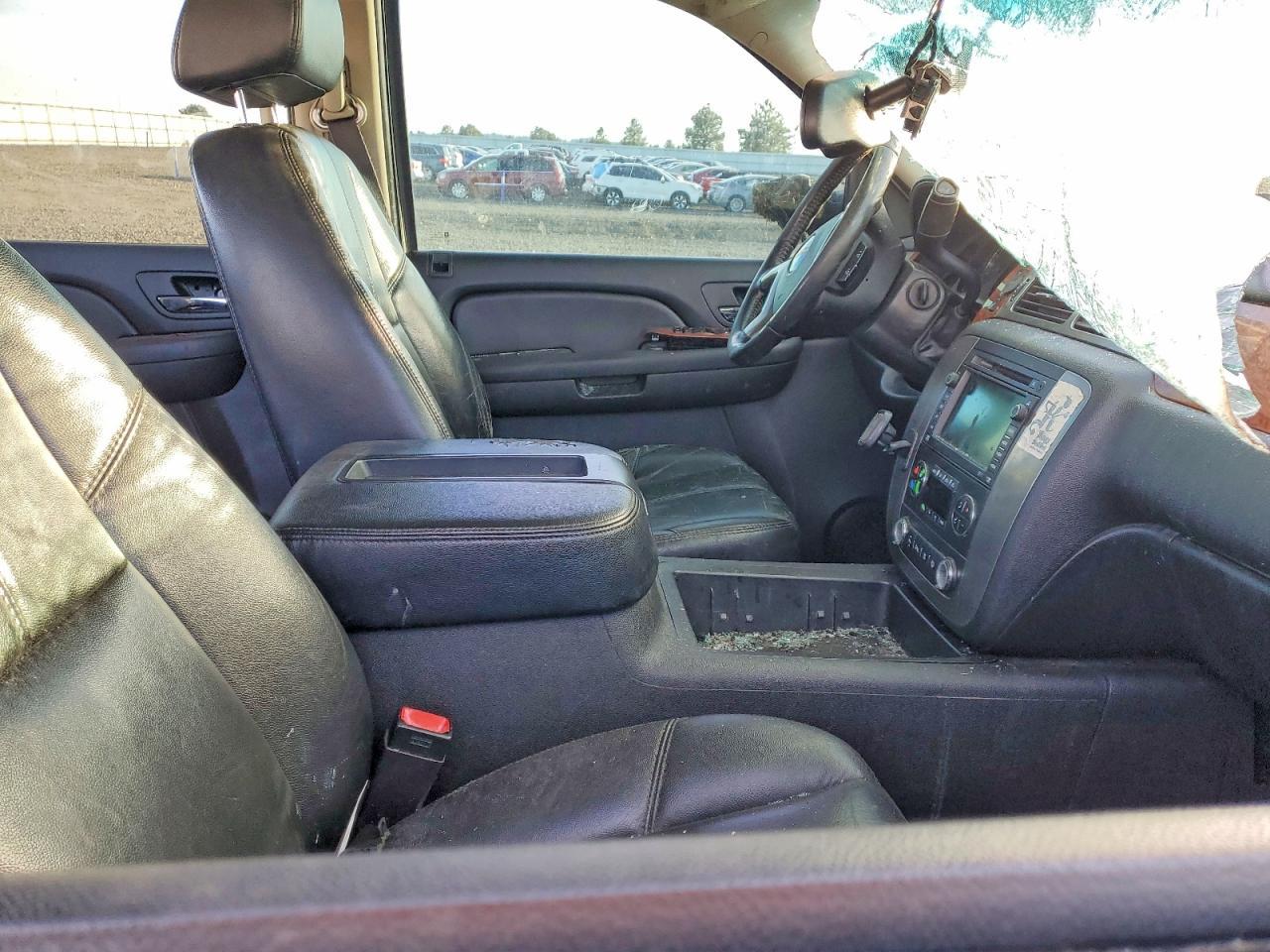 2007 GMC New Sierra K1500 - Image 7