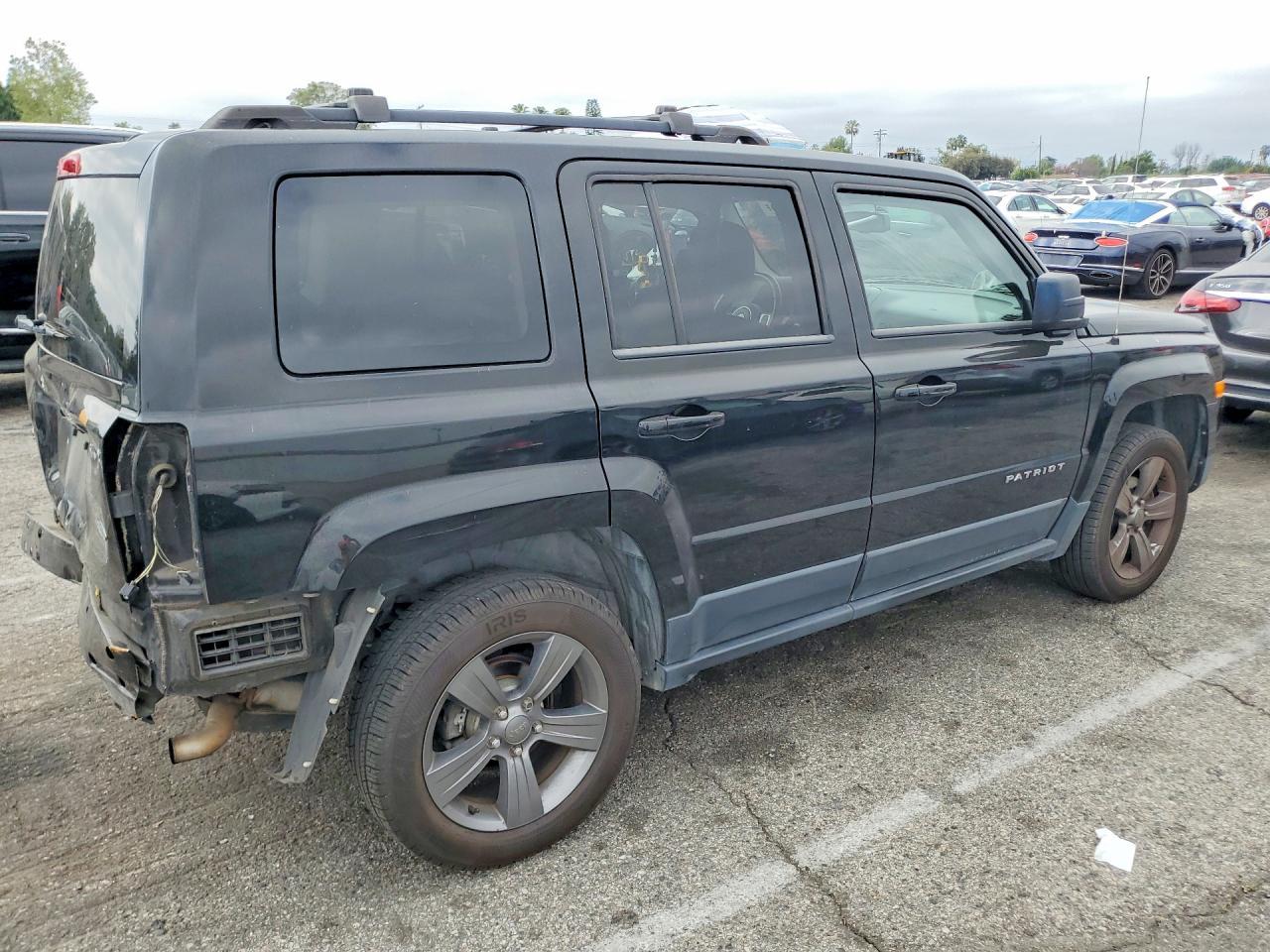 2015 Jeep Patriot Latitude - Фото 3