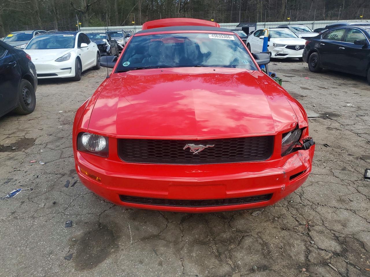 2005 Ford Mustang - Фото 5