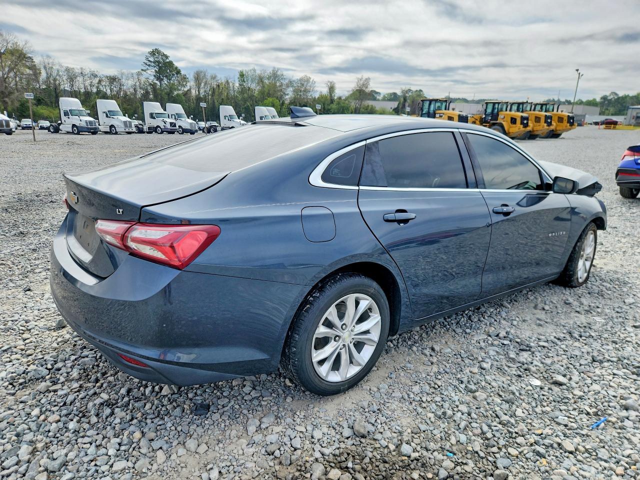 2019 Chevrolet Malibu Lt - Image 3