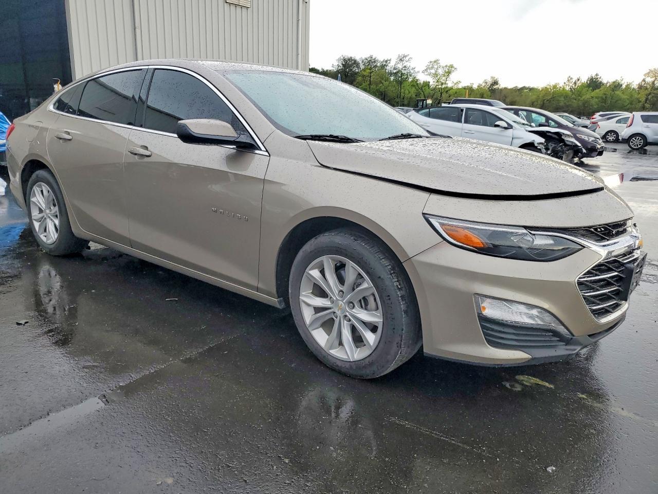 2025 Chevrolet Malibu Lt - Image 4