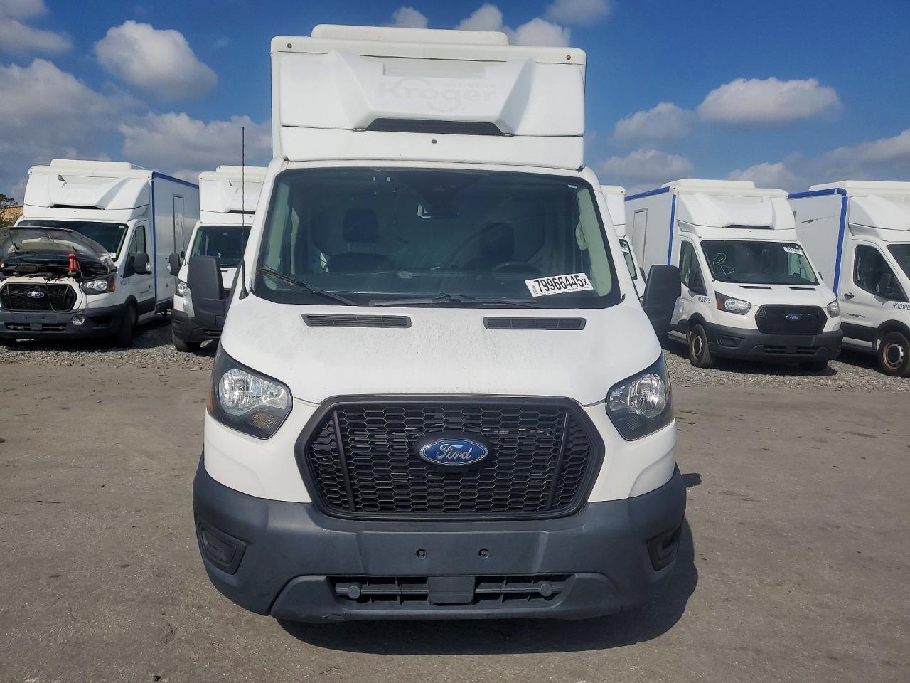 2020 Ford Transit Delivery Truck - Фото 5