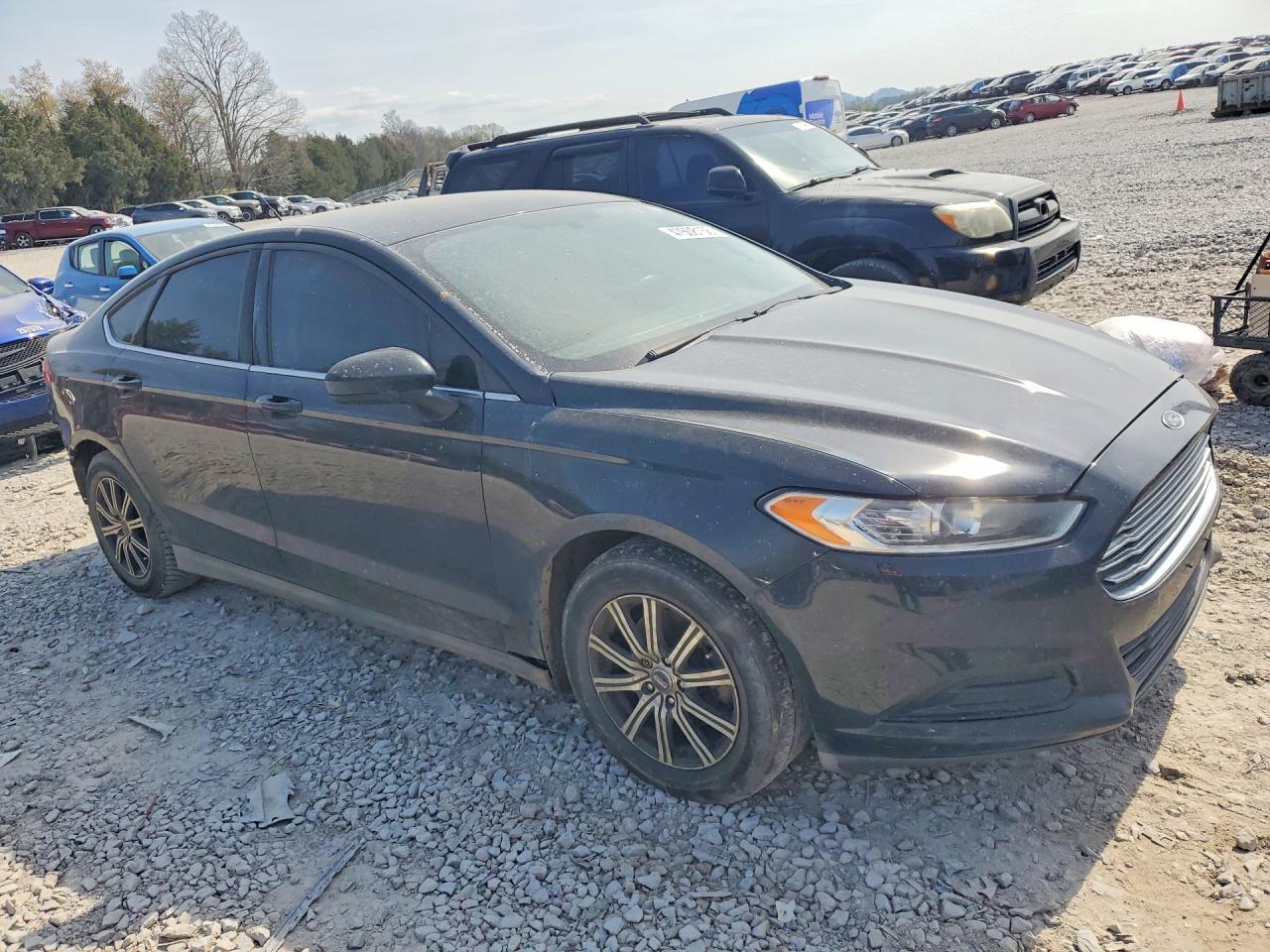 2014 Ford Fusion S - Фото 4