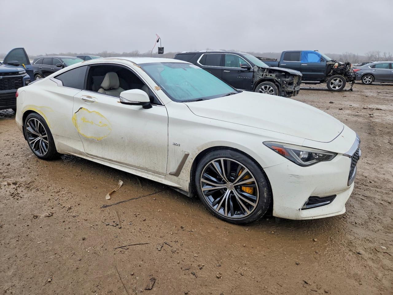 2017 Infiniti Q60 3.0T Premium - Image 4